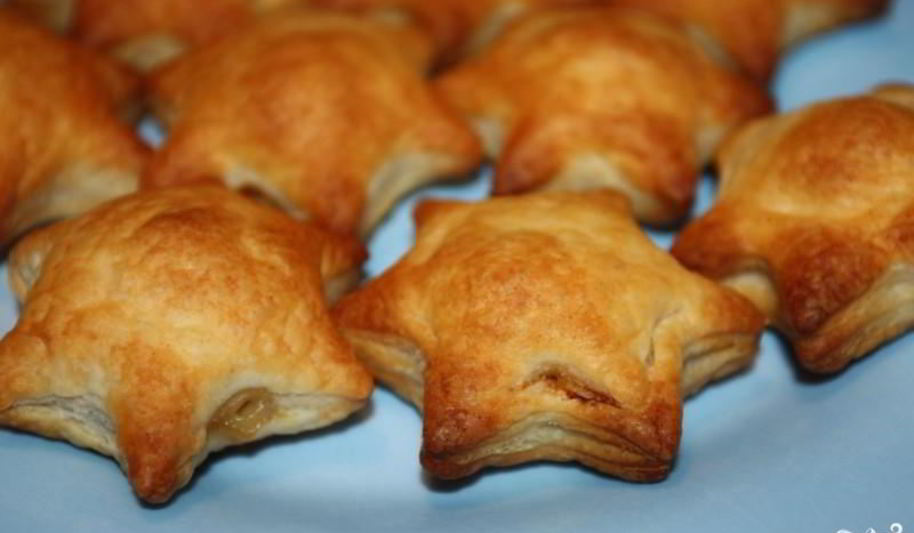 Рецепт пирожки с рыбой из слоеного теста