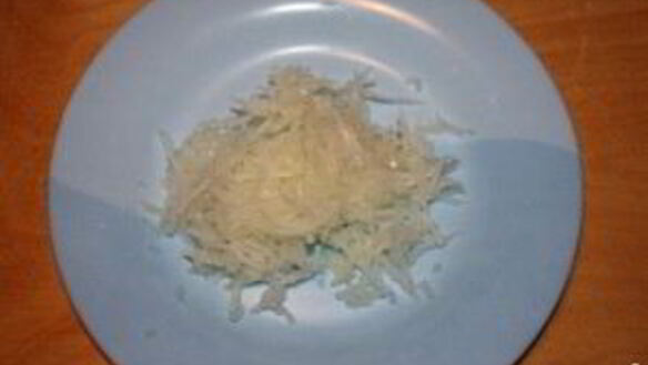 ШАГ 2. пирожки с рыбой из слоеного теста