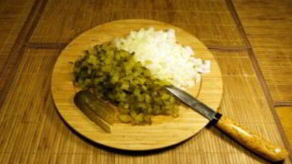 ШАГ 2. пирожки с солеными огурцами