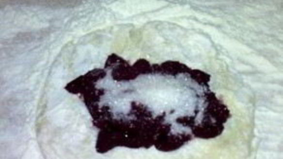 ШАГ 7. пирожки с вишней