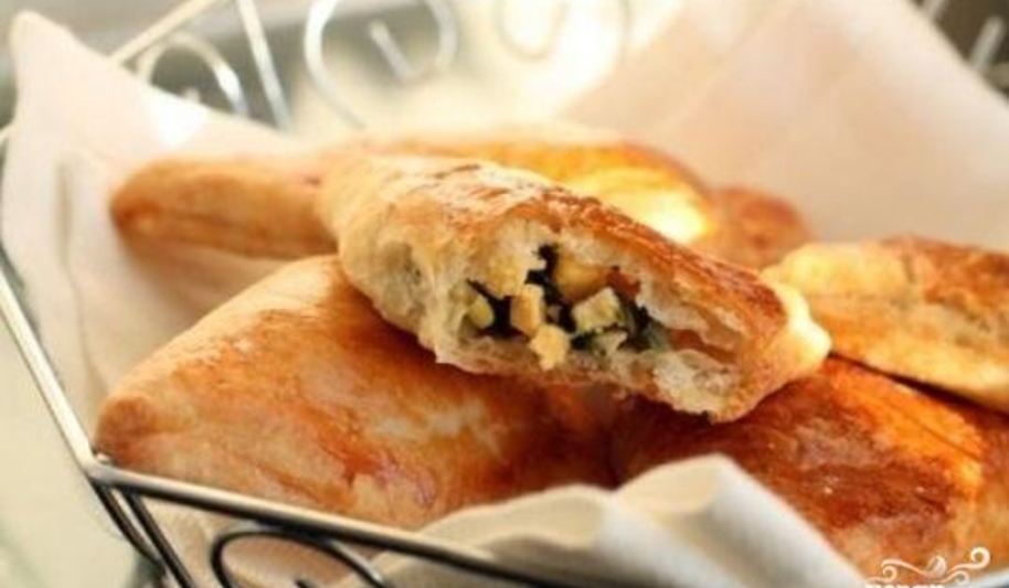 Рецепт пирожки с яйцом и зеленым луком
