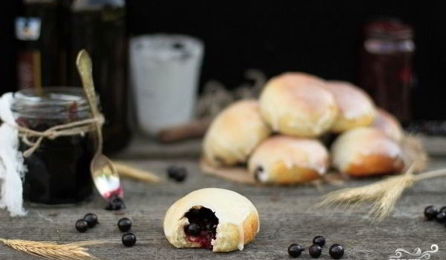 Рецепт пирожки со смородиной