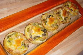 Слоеные открытые пирожки