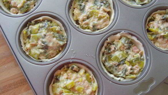 ШАГ 5. слоеные открытые пирожки