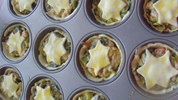 ШАГ 6. слоеные открытые пирожки