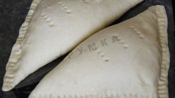 ШАГ 10. слоеные пирожки с яйцом и зеленым луком в духовке