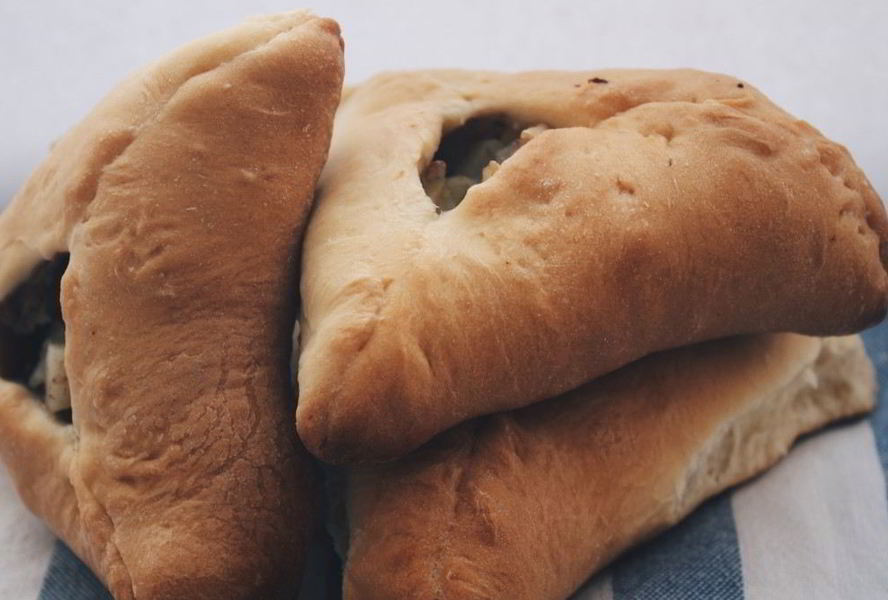 Татарские пирожки эчпочмак