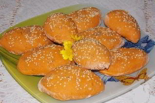 Томатные пирожки