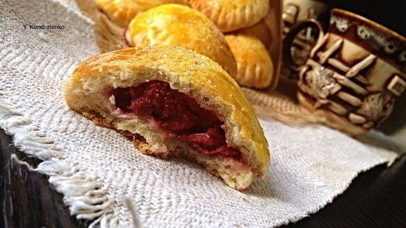 ШАГ 7. творожные пирожки с ягодами