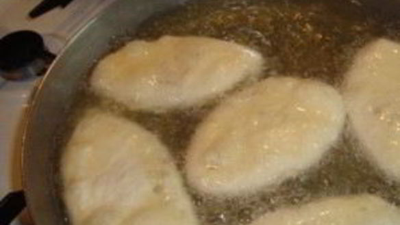 ШАГ 4. жареные пирожки на дрожжах