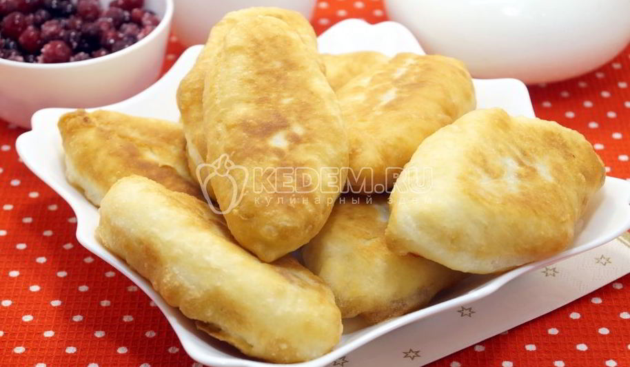 Рецепт жареные пирожки с клюквой