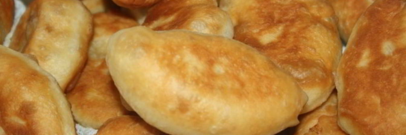 Жареные пирожки с квашеной капустой