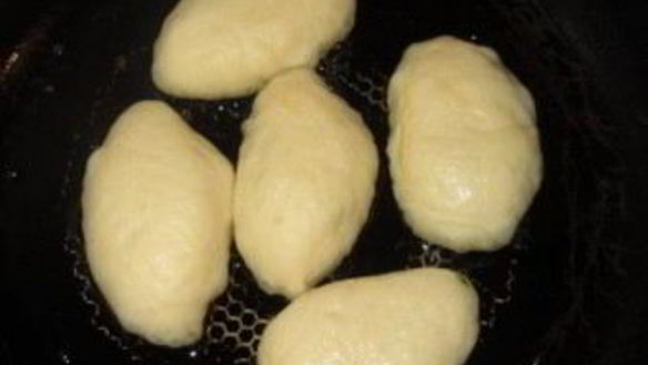 ШАГ 5. жареные пирожки с луком