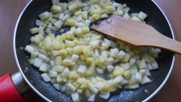 ШАГ 5. жареные творожные пирожки с яблоками