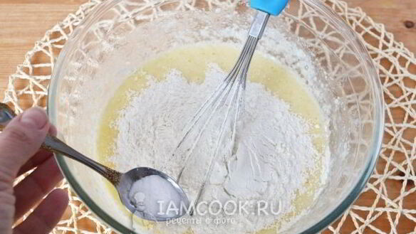 ШАГ 8. бисквитные пирожные обезьянки