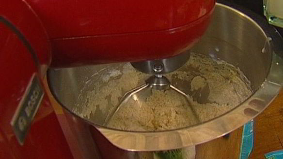 ШАГ 3. лавандовые пирожные