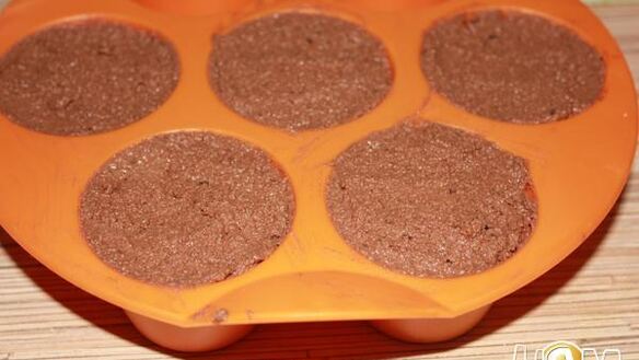 ШАГ 6. миндальное пирожное с шоколадом и грушами