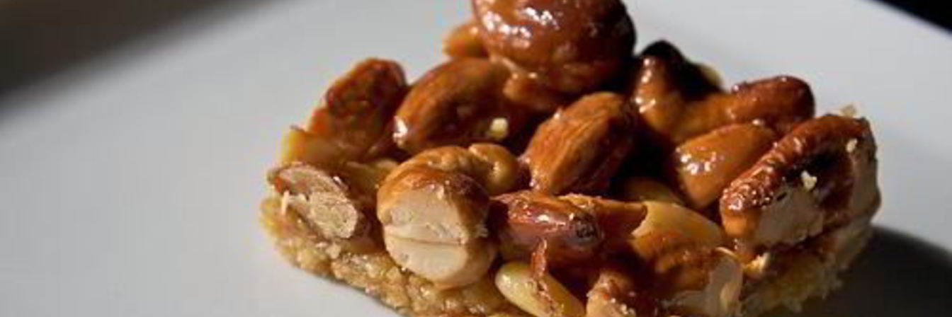 Ореховые пирожные с медом