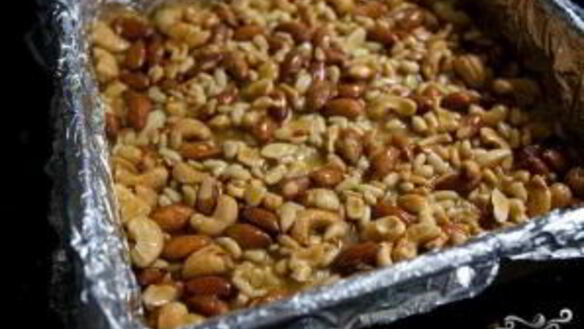 ШАГ 7. ореховые пирожные с медом