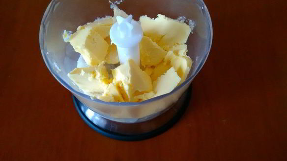 ШАГ 2. песочные пирожные с яблочным пюре