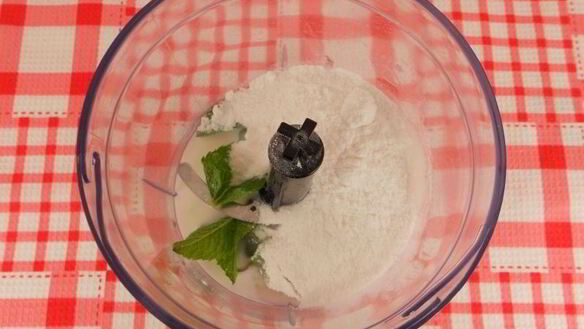 ШАГ 10. пирожное брауни с мятой и творожной прослойкой