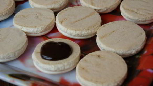 ШАГ 16. пирожное макарон — macaron