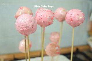 Пирожные Розовые Кейк Попсы