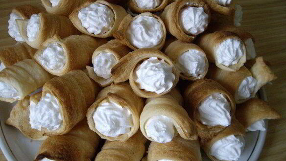 ШАГ 7. пирожные трубочки