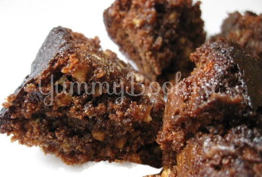 Шоколадные брауни на манке с миндалем