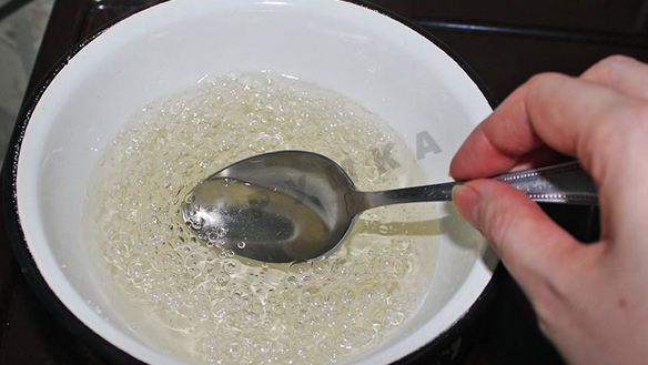 ШАГ 3. украшения из карамели для тортов и пирожных