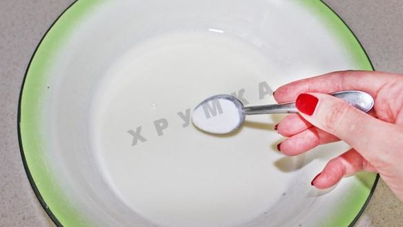 ШАГ 2. быстрая пицца на кефире без сметаны на сковороде