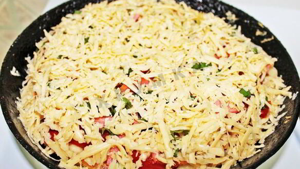 ШАГ 9. быстрая пицца на кефире без сметаны на сковороде