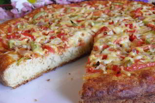 Пицца с курицей