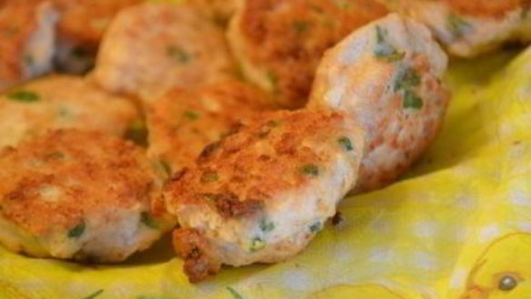 ШАГ 8. итальянская пицца с острыми куриными фрикадельками