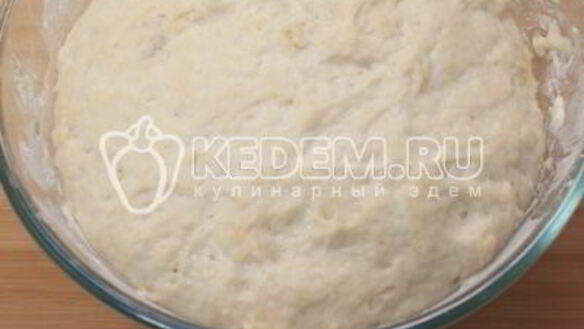 ШАГ 5. мини-пиццы с ветчиной, маслинами и моцареллой