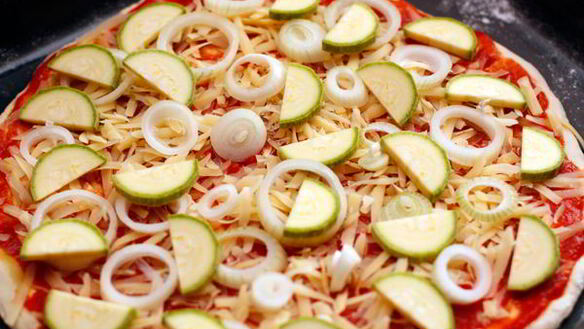 ШАГ 7. овощная пицца