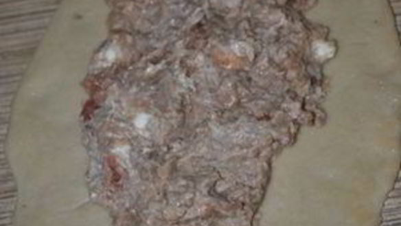 ШАГ 5. пиде — турецкая пицца с фаршем, фетой и помидорами