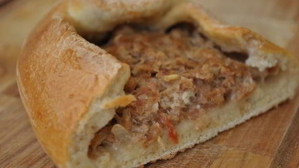 ШАГ 10. пиде — турецкая пицца с фаршем, фетой и помидорами