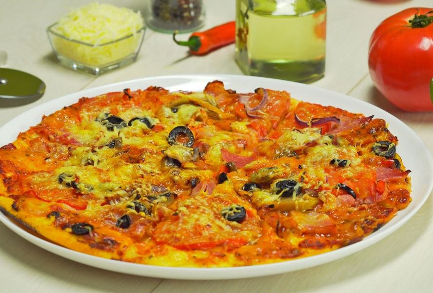 Пицца два сыра три мяса