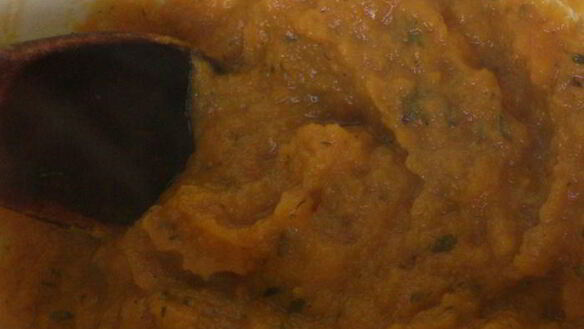 ШАГ 3. пицца из ржаной муки с тыквенным соусом и хамоном