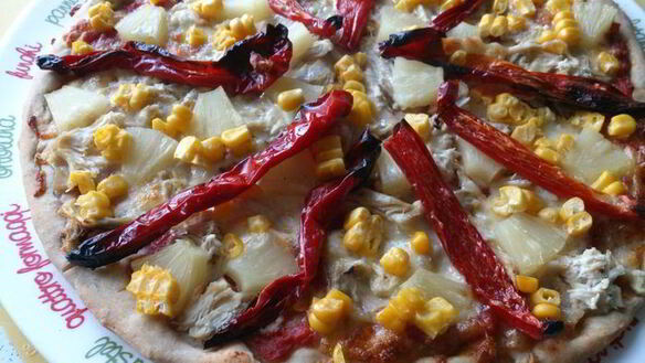 ШАГ 8. пицца из ржаной муки с тыквенным соусом и хамоном