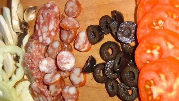 ШАГ 4. пицца на кабачковой основе