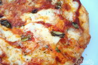 Пицца на протвине в духовке