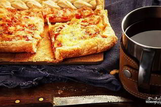 Пицца на слоеном тесте