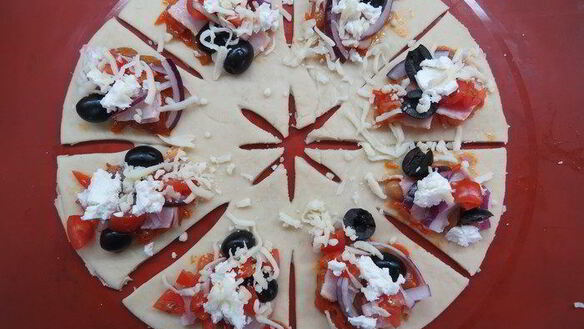 ШАГ 13. пицца рождественский венок