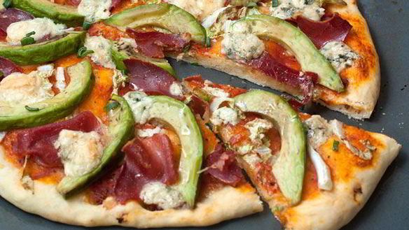 ШАГ 8. пицца с авокадо