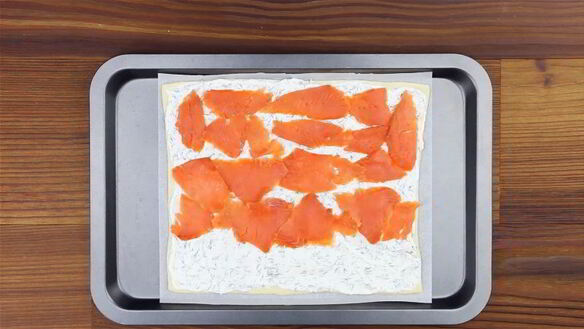 ШАГ 3. пицца с красной рыбой