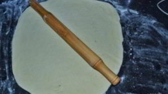 ШАГ 4. пицца с курицей и ананасами