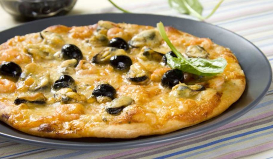 Рецепт пицца с морским коктейлем