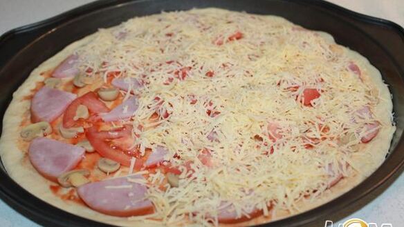 ШАГ 7. пицца с ветчиной
